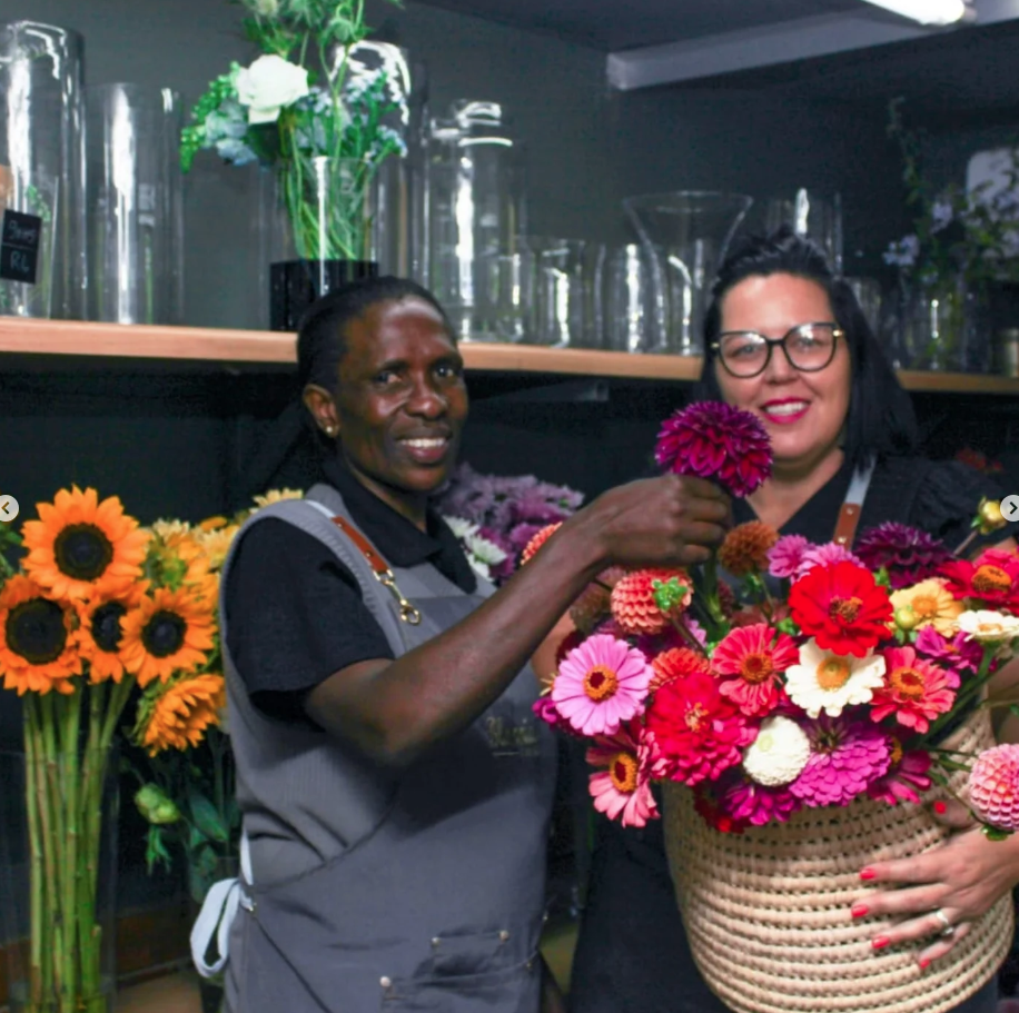 Blommies Flower Display